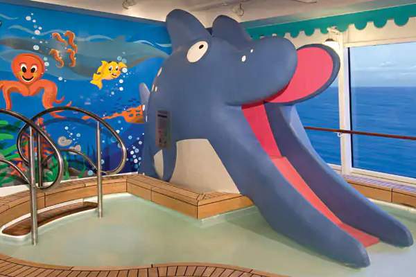 Norwegian Jewel Gallery Image